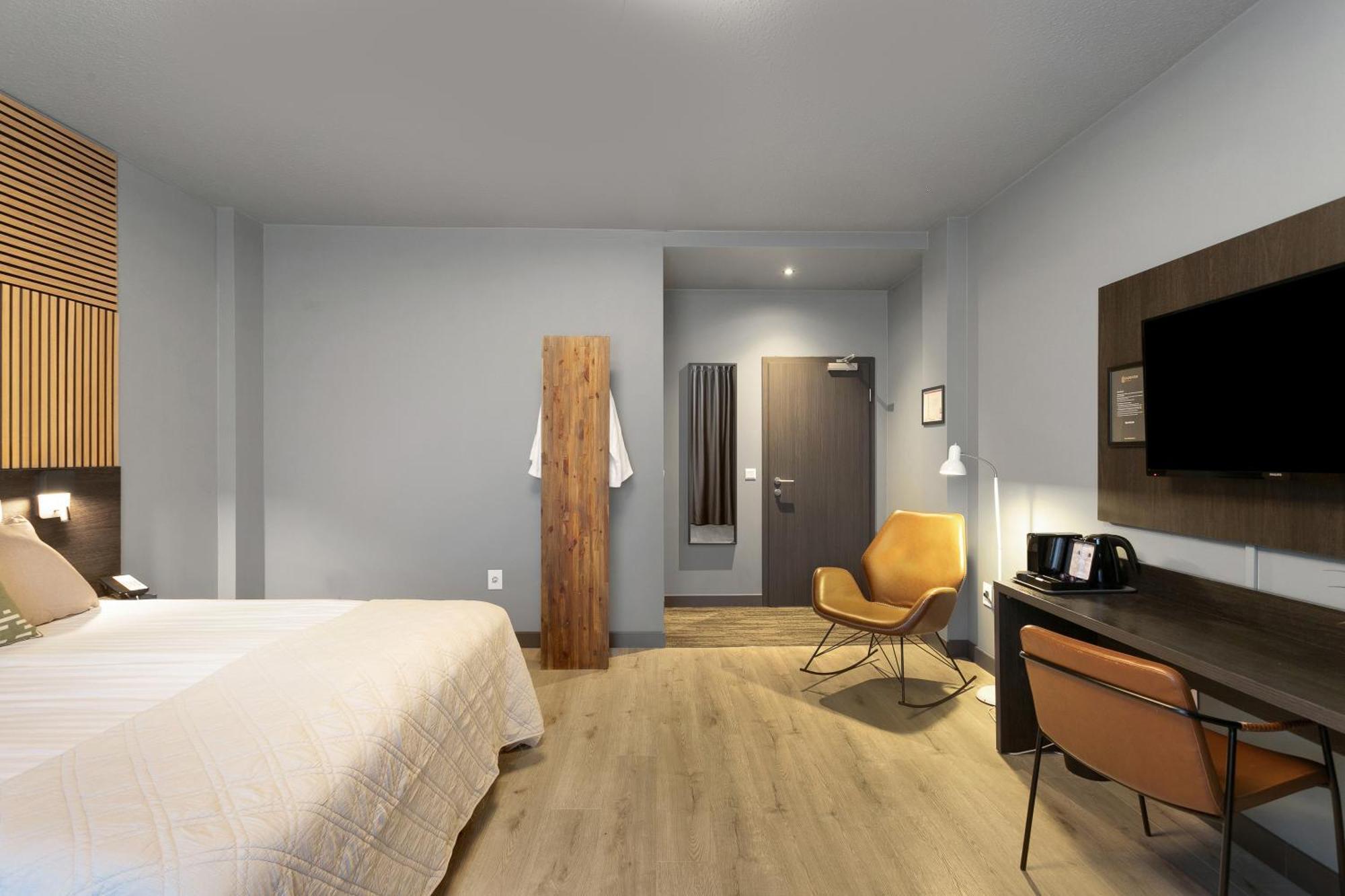 Double or Twin Room,1739375520:JPEG